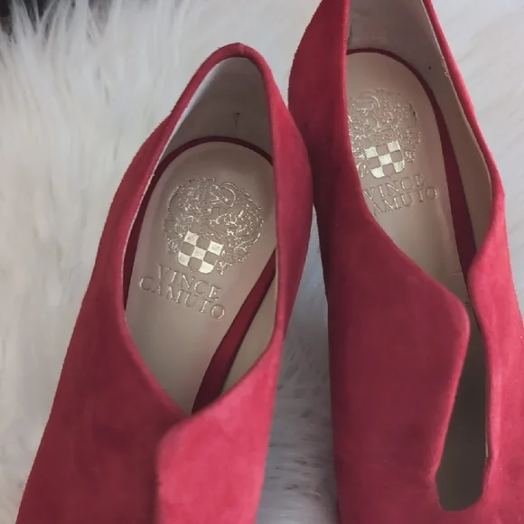 Vince Camuto Red Suede Heels - Picture 2 of 4